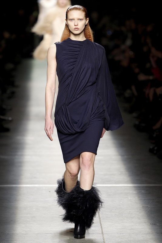 Givenchy 09ﶬDƬ