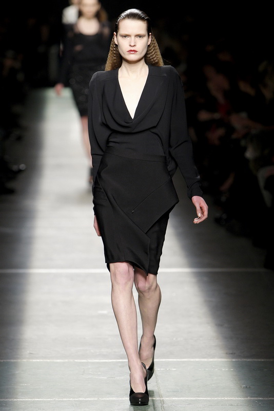 Givenchy 09ﶬDƬ
