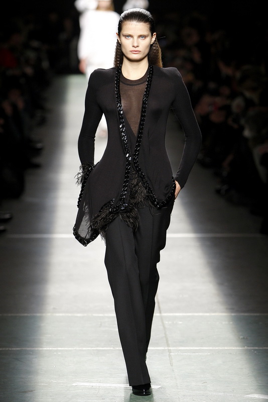 Givenchy 09ﶬDƬ
