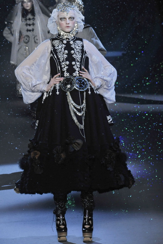 John Galliano 09ﶬDƬ