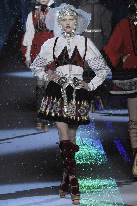 John Galliano 09ﶬDƬ