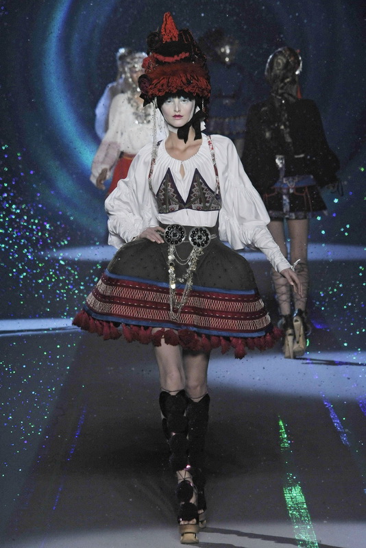 John Galliano 09ﶬDƬ