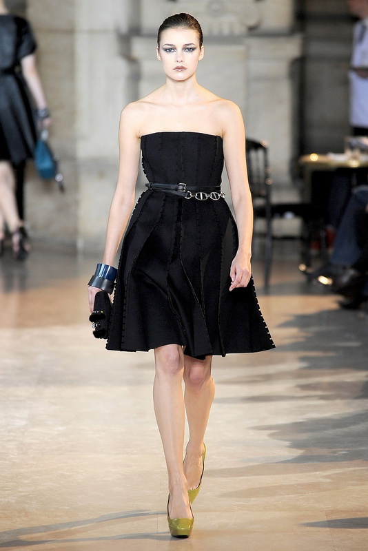 Loewe 09ﶬDƬ