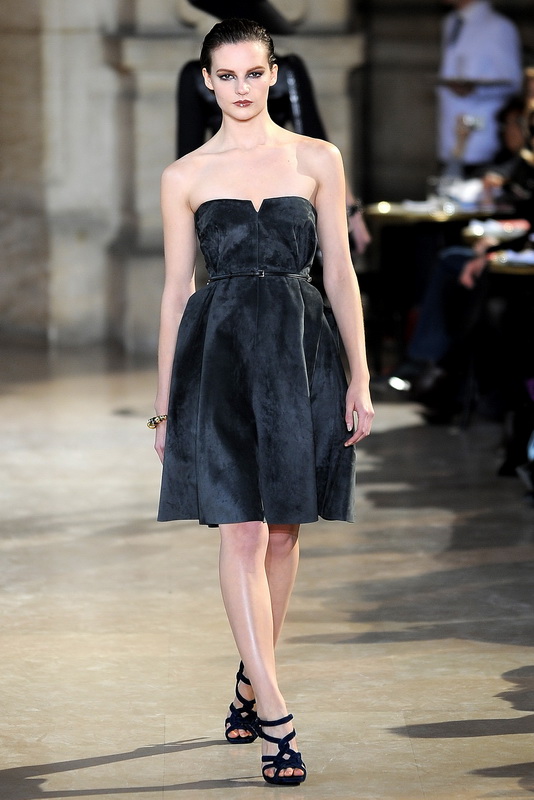 Loewe 09ﶬDƬ