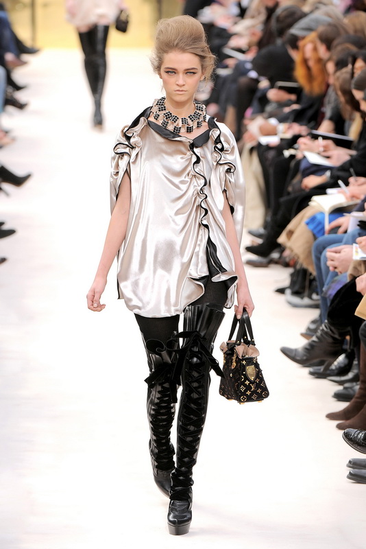 Louis Vuitton 09ﶬDƬ