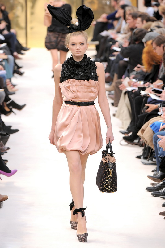 Louis Vuitton 09ﶬDƬ