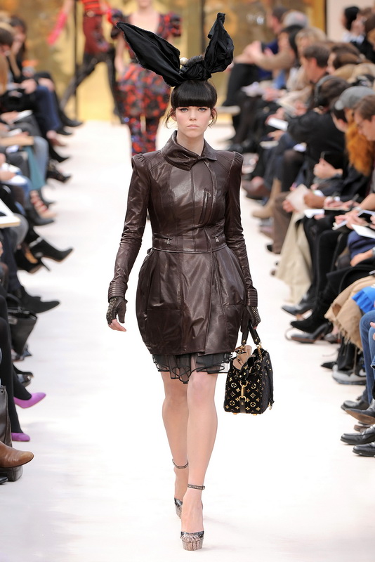 Louis Vuitton 09ﶬDƬ