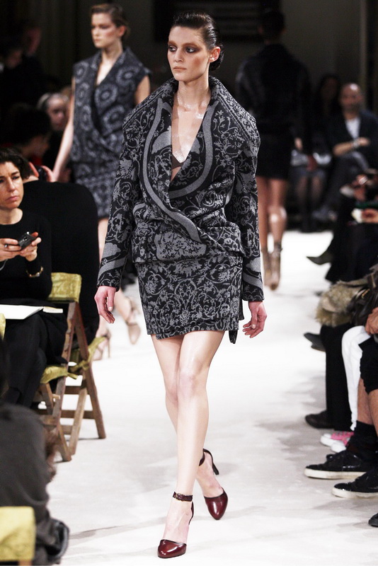 Miu Miu 09ﶬDƬ