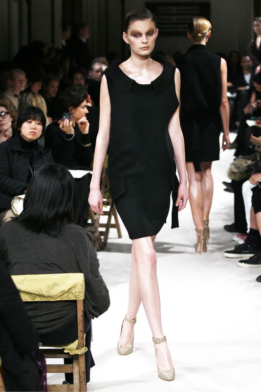 Miu Miu 09ﶬDƬ