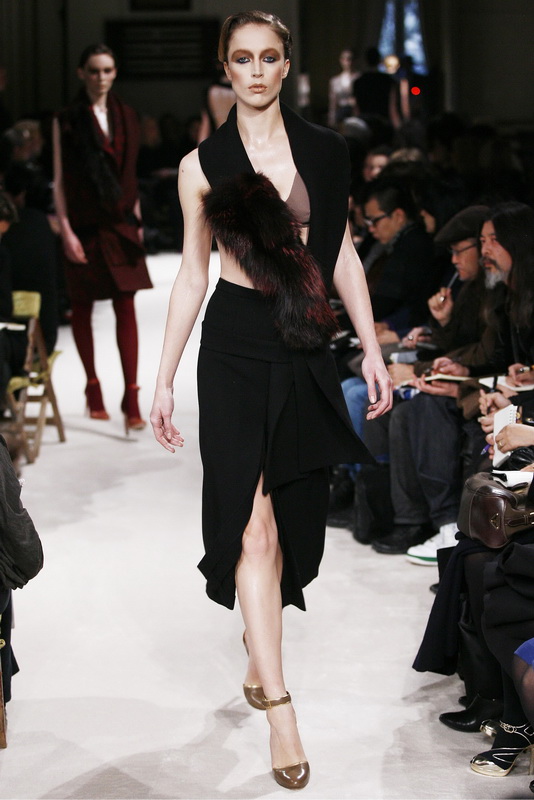 Miu Miu 09ﶬDƬ