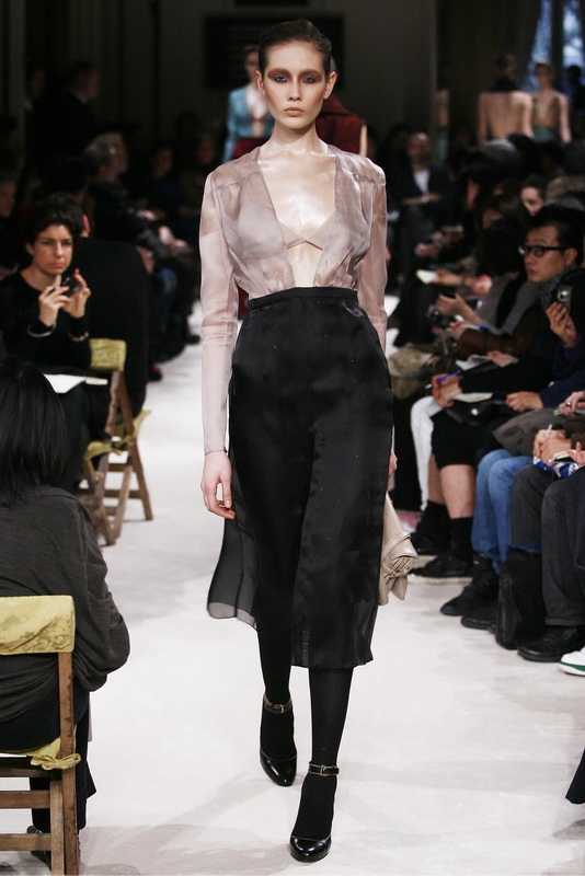 Miu Miu 09ﶬDƬ
