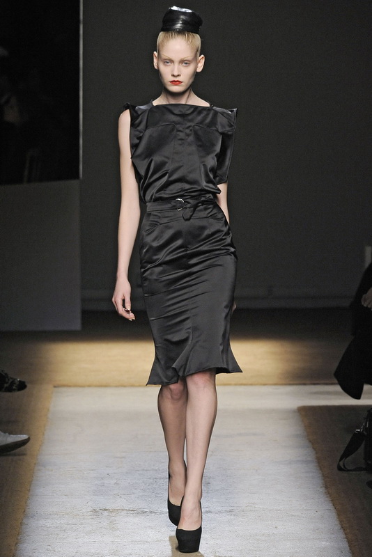 Yves Saint Laurent 09ﶬDƬ