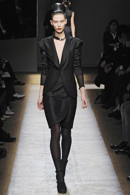 Yves Saint Laurent 09ﶬDƬ