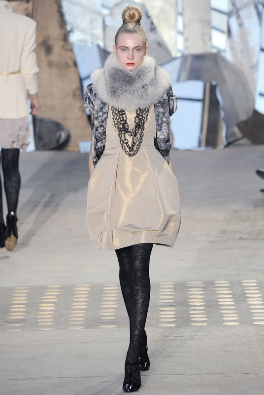 Christian Lacroix 09ﶬDƬ
