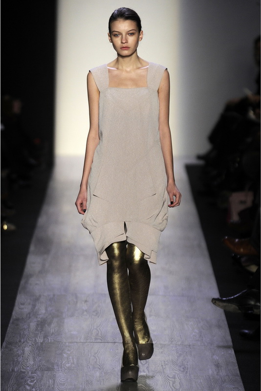 Bcbg MaxAzria 09ﶬDƬ