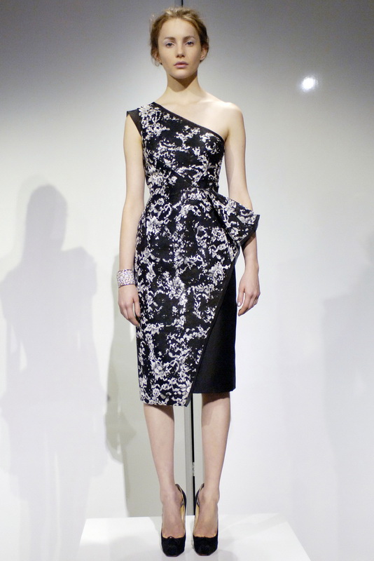 Marchesa 09ﶬDƬ