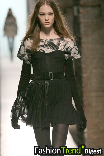 Anna Molinari 07ﶬDƬ