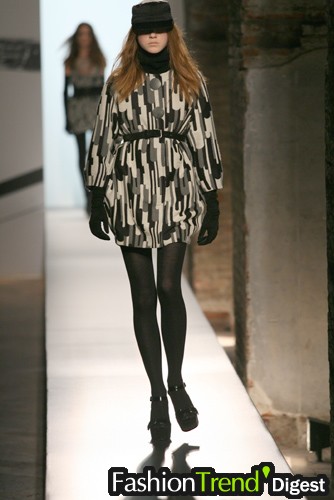Anna Molinari 07ﶬDƬ