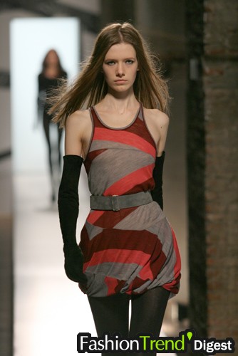 Anna Molinari 07ﶬDƬ