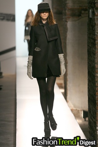 Anna Molinari 07ﶬDƬ