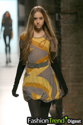 Anna Molinari 07ﶬDƬ