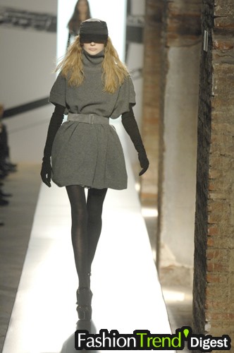 Anna Molinari 07ﶬDƬ