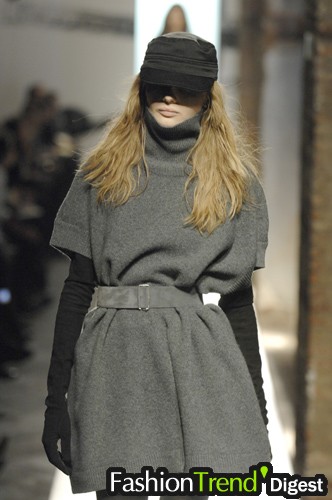 Anna Molinari 07ﶬDƬ