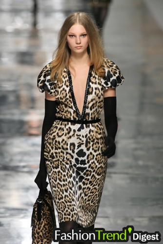 Blumarine 07ﶬDƬ