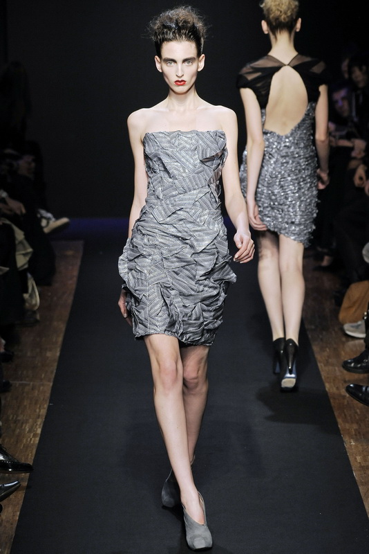 Costume National 09ﶬDƬ