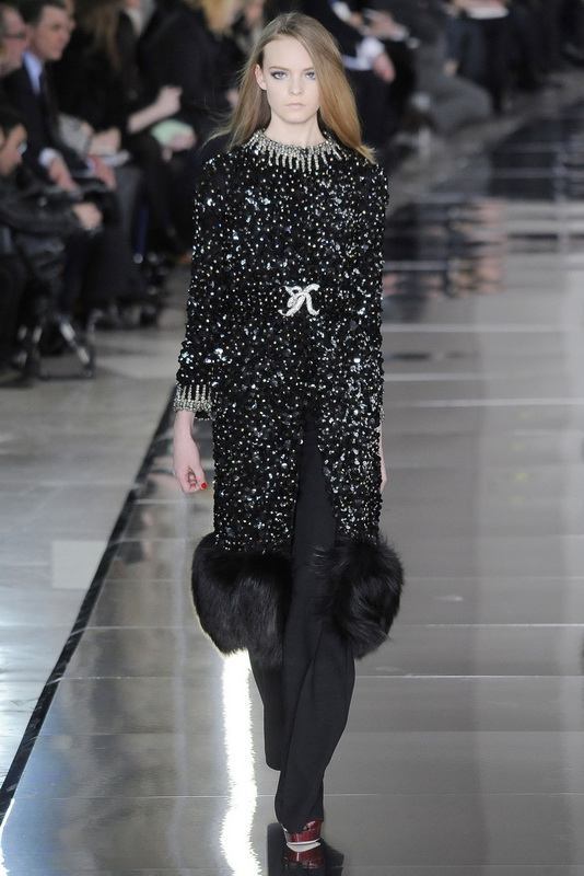 Valentino 09ﶬDƬ