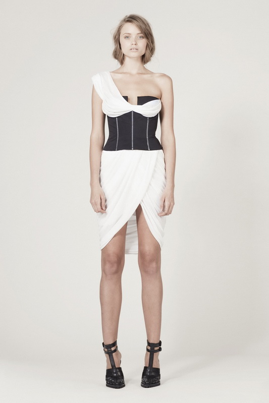 Alexander Wang 10ĸDƬ