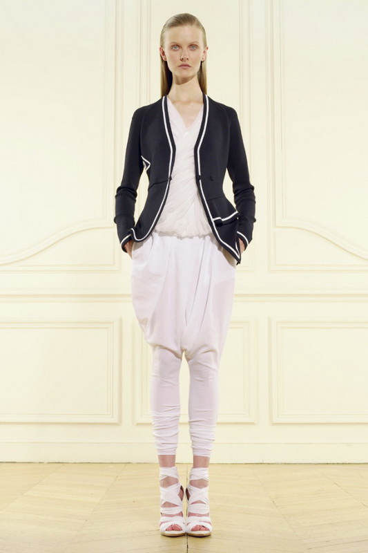 Givenchy 10ĸDƬ