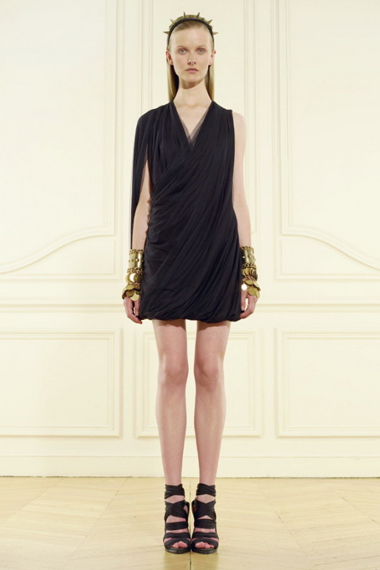 Givenchy 10ĸDƬ