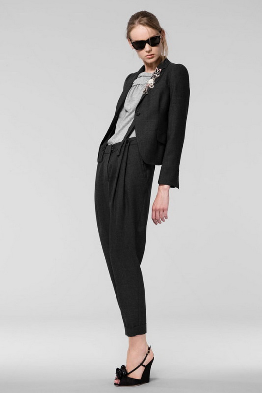 Moschino 10ĸDƬ