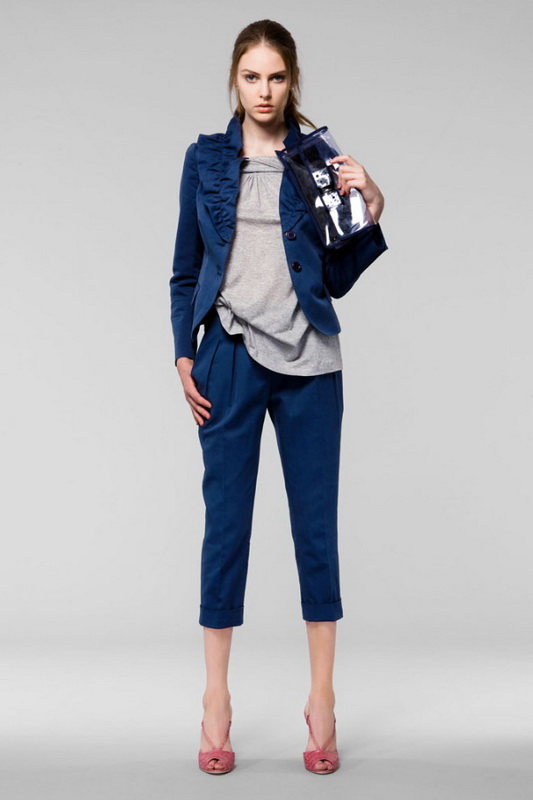 Moschino 10ĸDƬ
