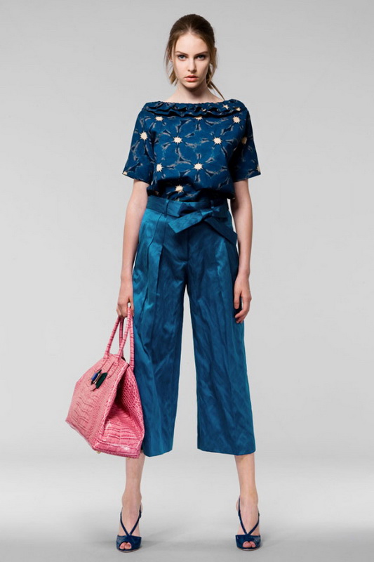 Moschino 10ĸDƬ