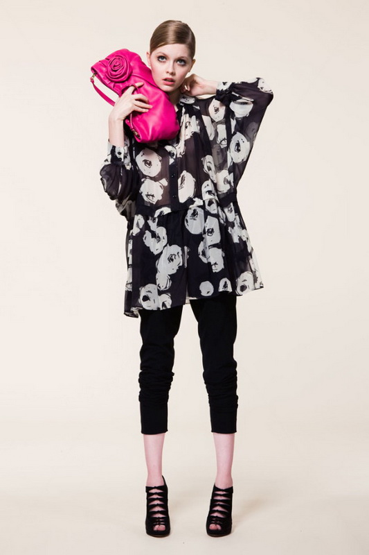 Moschino Cheap & Chic 10ĸDƬ