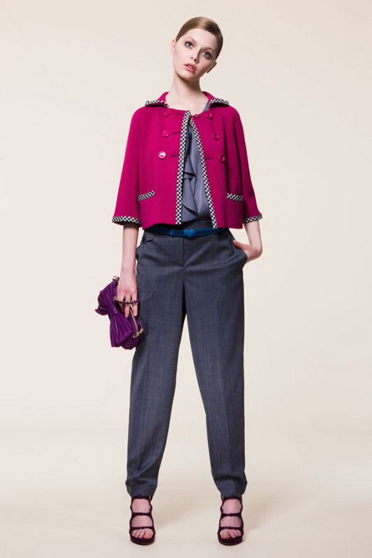 Moschino Cheap & Chic 10ĸDƬ