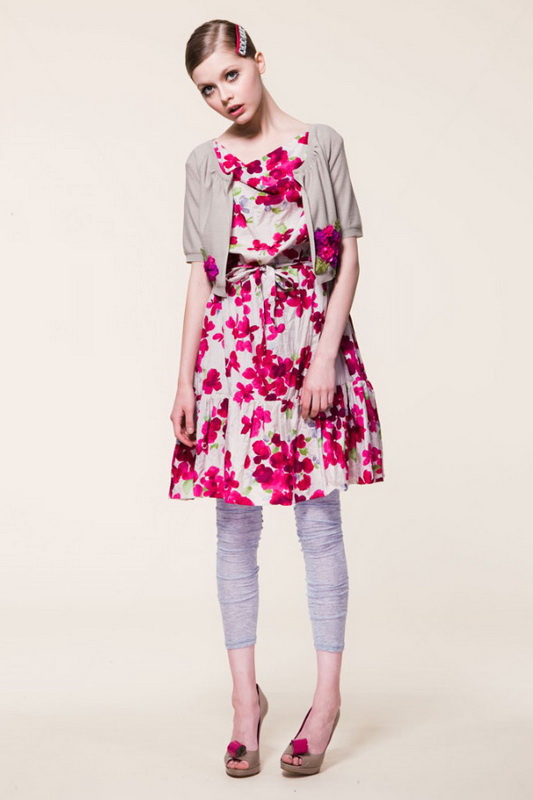 Moschino Cheap & Chic 10ĸDƬ