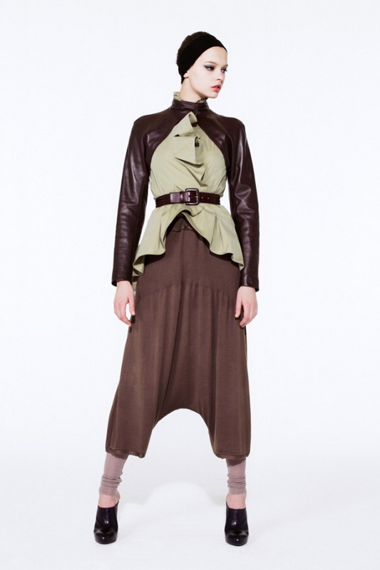 Yves Saint Laurent 10ĸDƬ