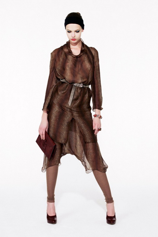 Yves Saint Laurent 10ĸDƬ