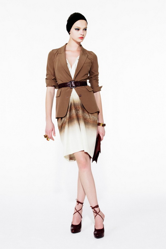 Yves Saint Laurent 10ĸDƬ
