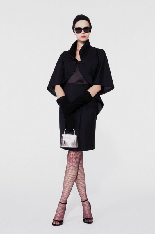 Yves Saint Laurent 10ĸDƬ