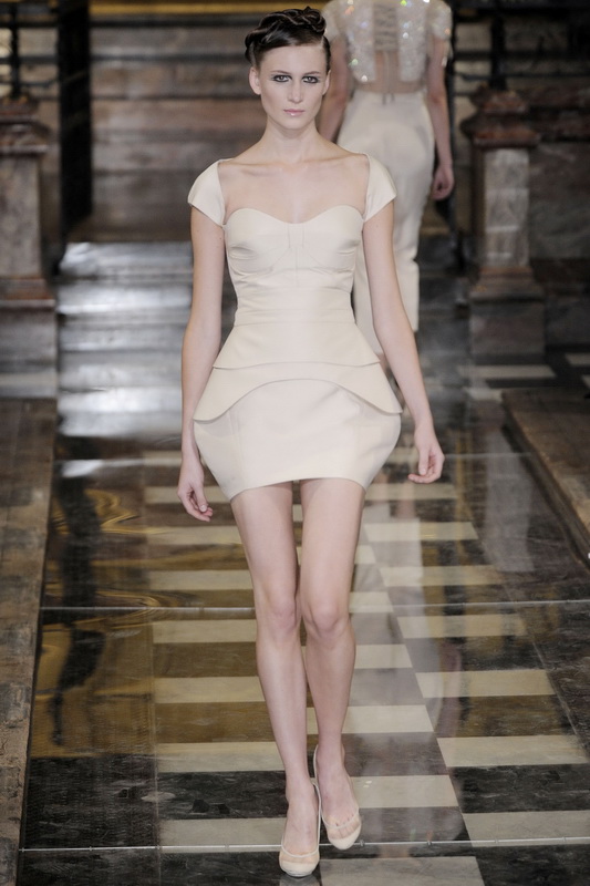 Antonio Berardi 10ĸDƬ