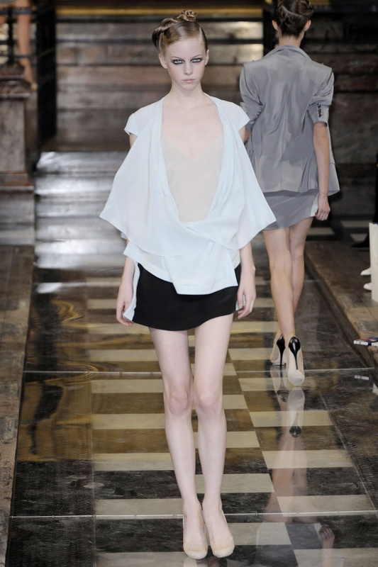 Antonio Berardi 10ĸDƬ