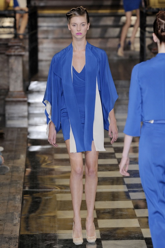 Antonio Berardi 10ĸDƬ