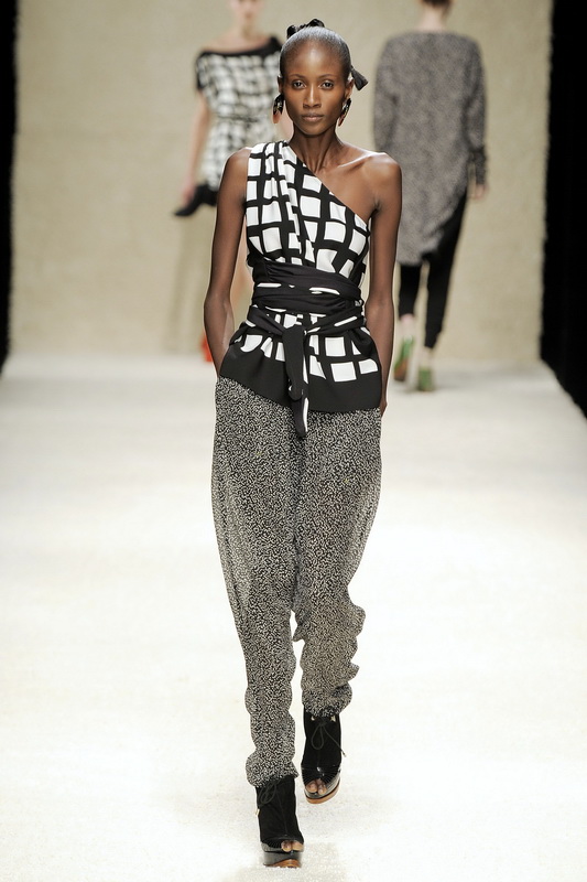 Jaeger London 10ĸDƬ