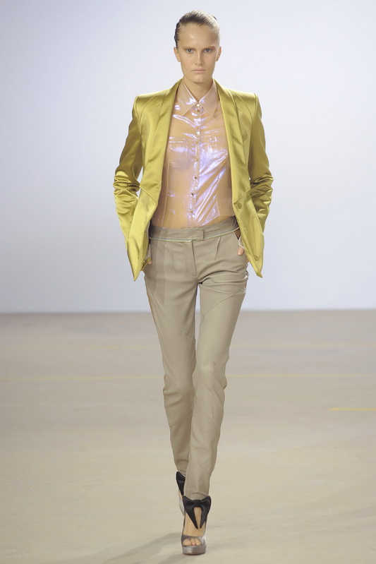 Matthew Williamson 10ĸDƬ