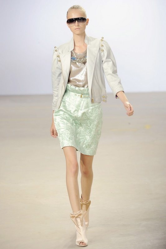 Matthew Williamson 10ĸDƬ