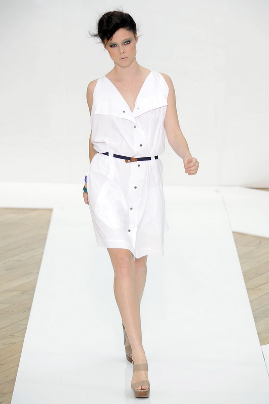 Nicole Farhi 10ĸDƬ